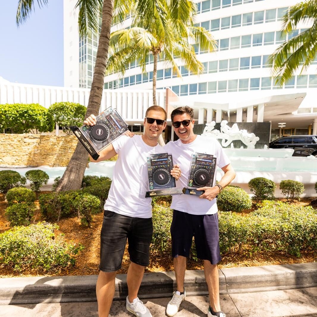 Maykel Piron, the CEO and co-founder of Armada Music, has been presented with an Industry Achievement award at the Electronic Dance Music Awards 
