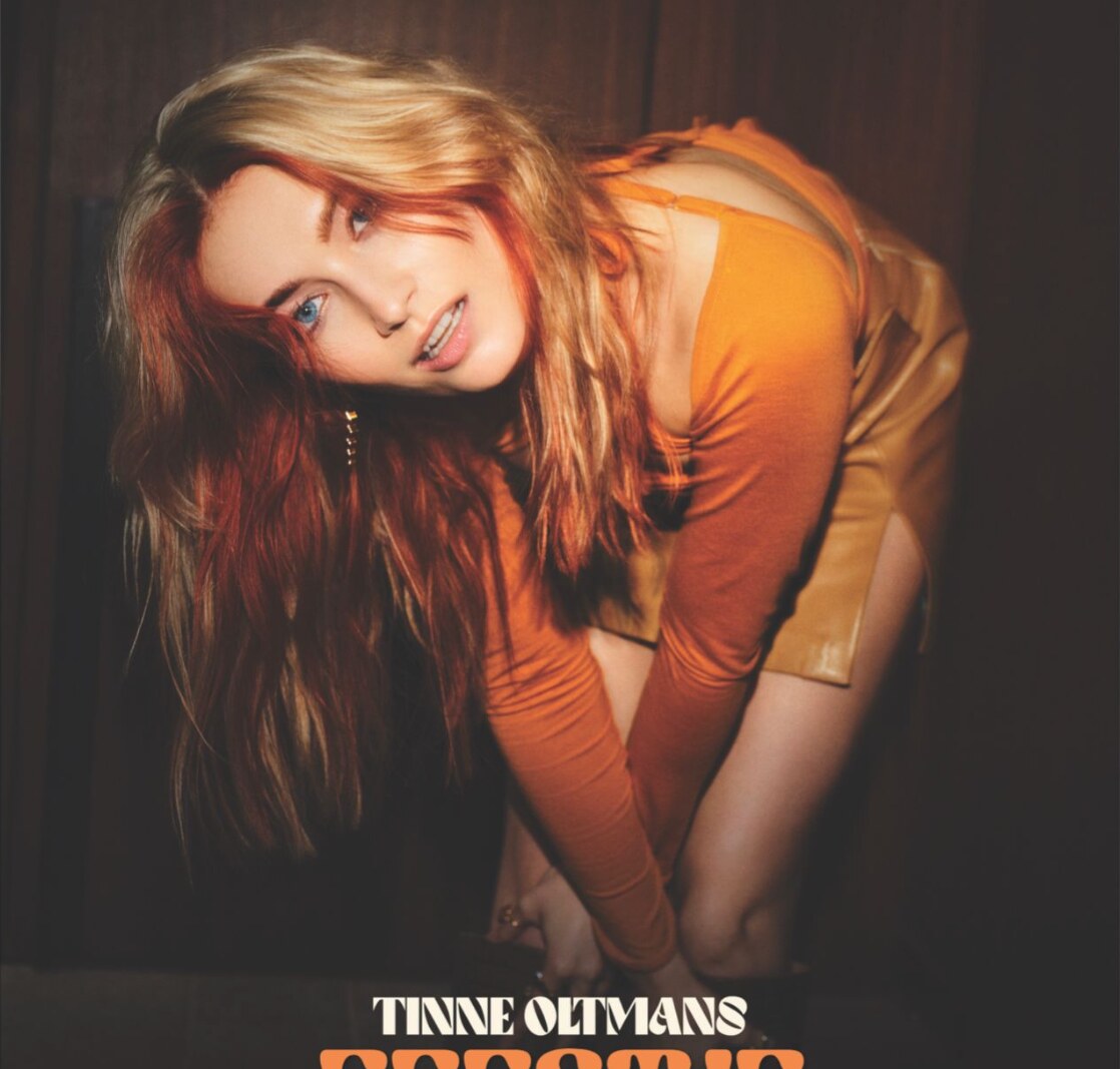Tinne Oltmans viert de release van nieuwe single met onvergetelijk fees