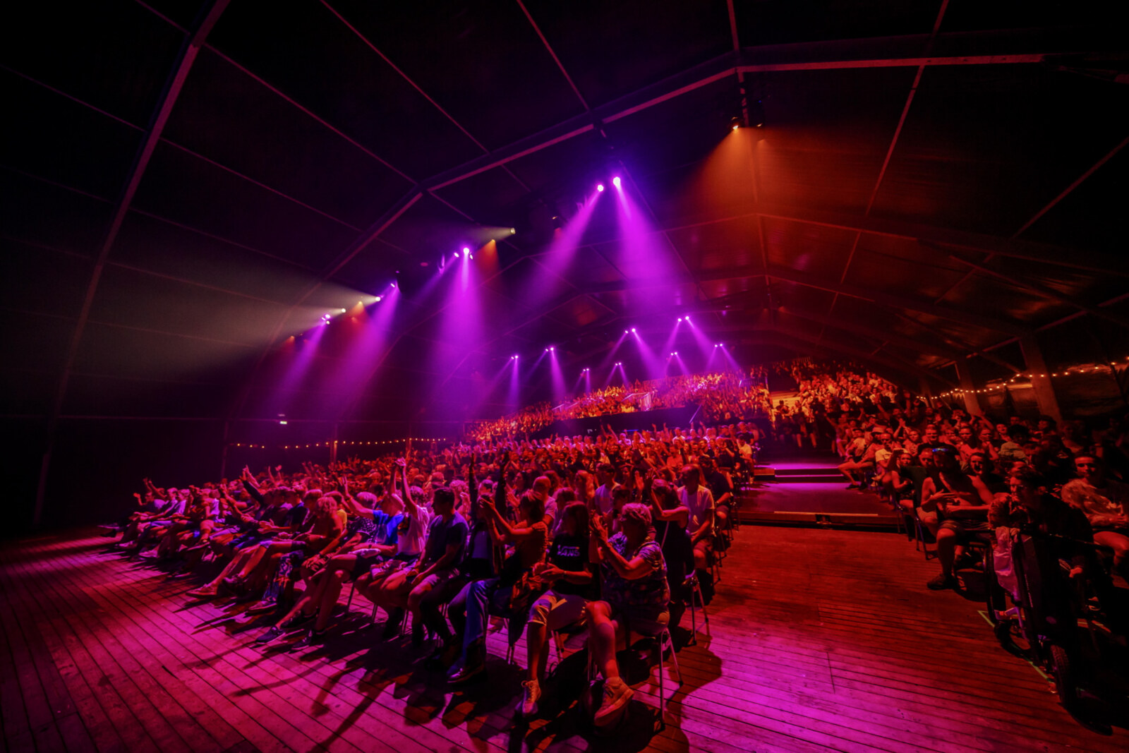 Lowlands: Het LL23 comedyprogramma