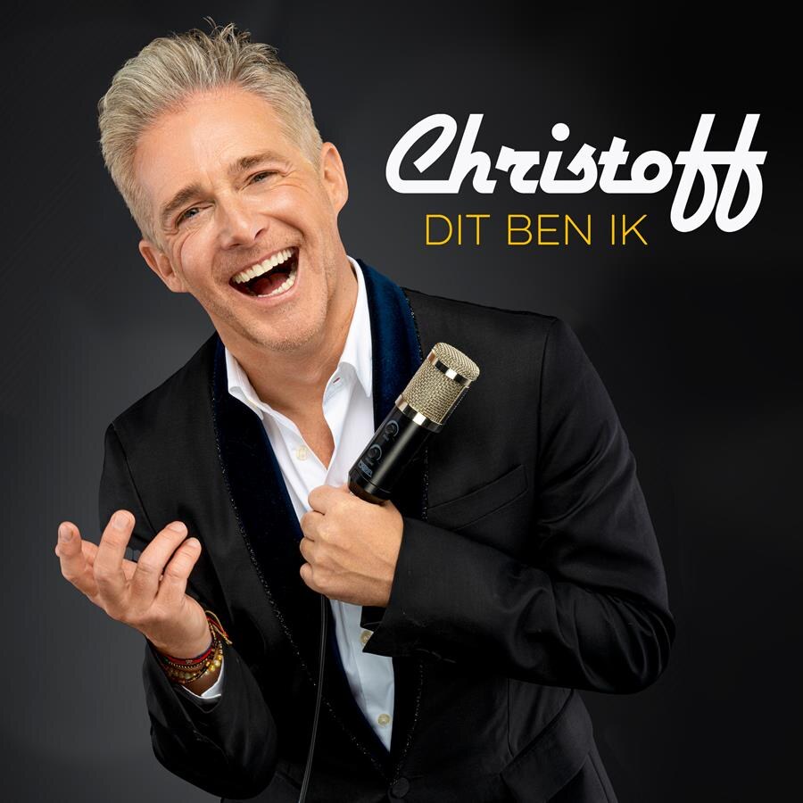 Met zijn nieuwe single ‘Dit Ben Ik’ maakt Christoff een coming out bespreekbaar: “Nooit gedacht dat het anno 2023 nog zo’n gevoelig onderwerp zou zijn”