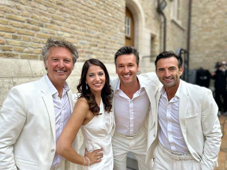 Sasha doet het niet alleen met Davy, maar met alle Romeo’s!