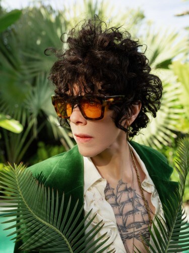 Singer-songwriter LP brengt single Love Song uit