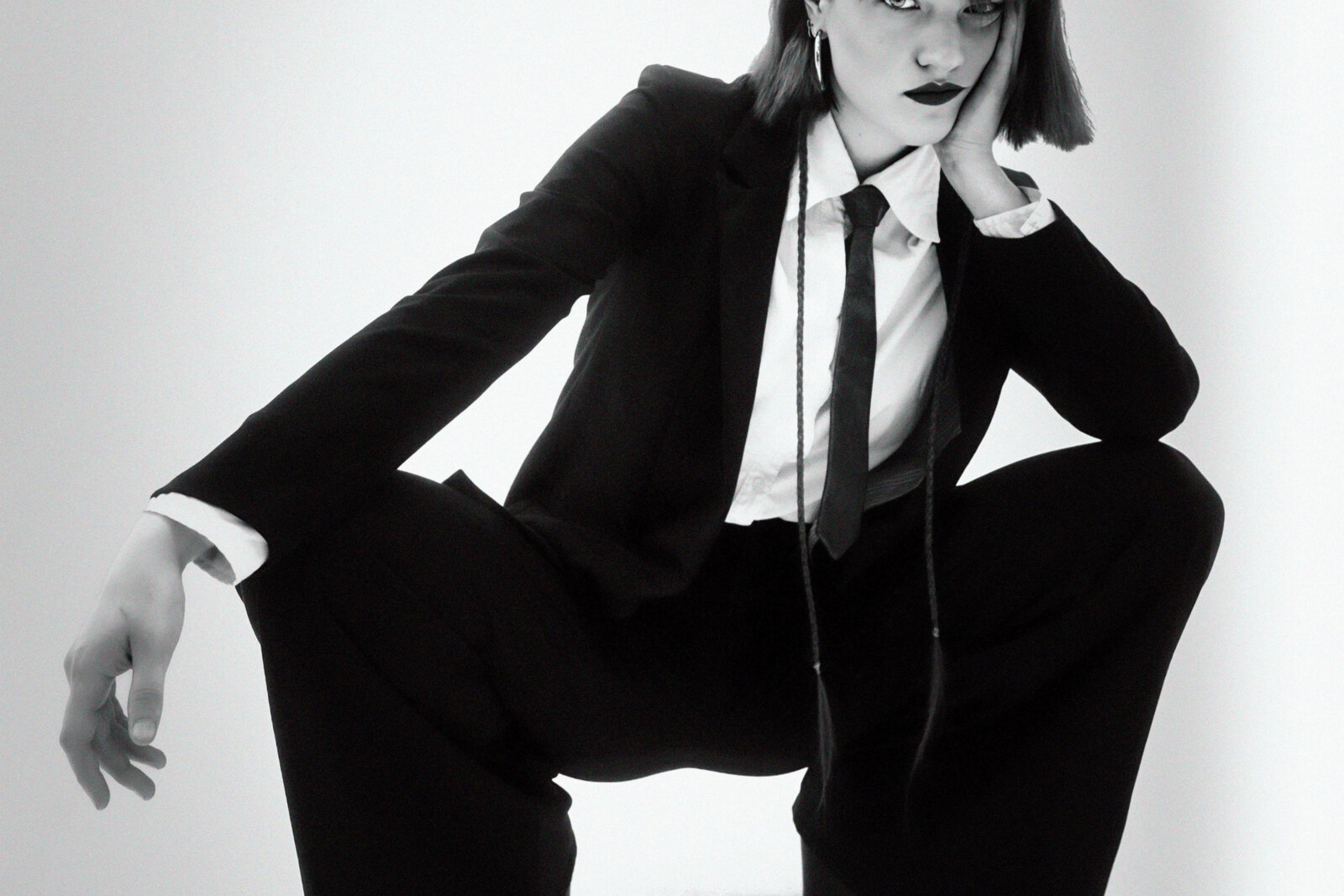 Inspired by a familiar saying that we're not made of sugar and won't melt in the rain - Helaine Vis' new Song 'No Sugar'