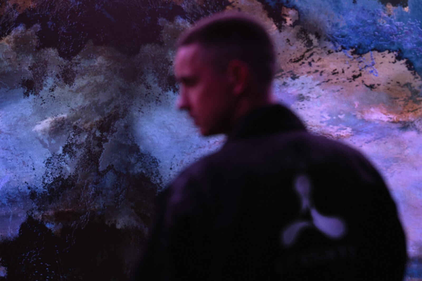 Evian Christ shares new single "Nobody Else"