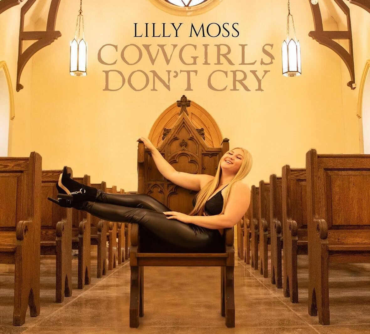 Singer/Songwriter Lilly Moss  Releases New Single "Cowgirls Don't Cry" to all major platforms!