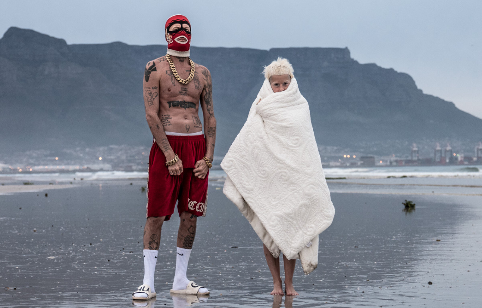 DIE ANTWOORD komt met de 'REANIMATED’ tour naar La Madeleine