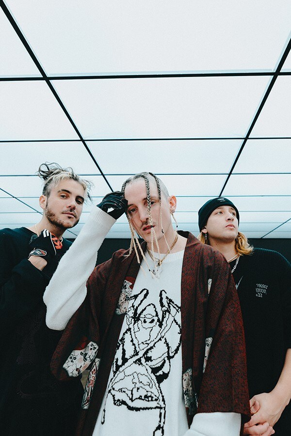 Chase Atlantic Release "MAMACITA" Music Video