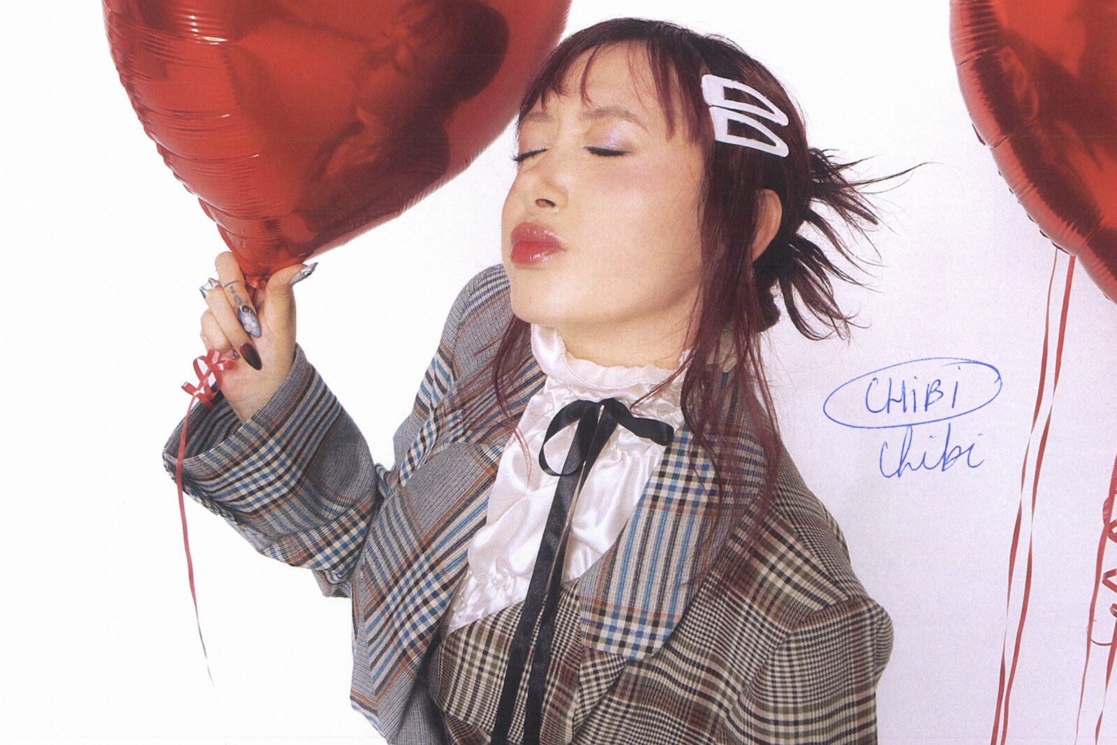 Chibi Ichigo stelt tweede album Na half 1 voor