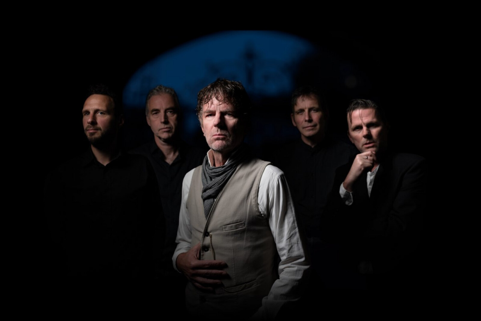 And Also The Trees 'Mother-of-pearl Moon' : new album by UK alternative rock act out 23.02.24 | includes 'Valdrada' :