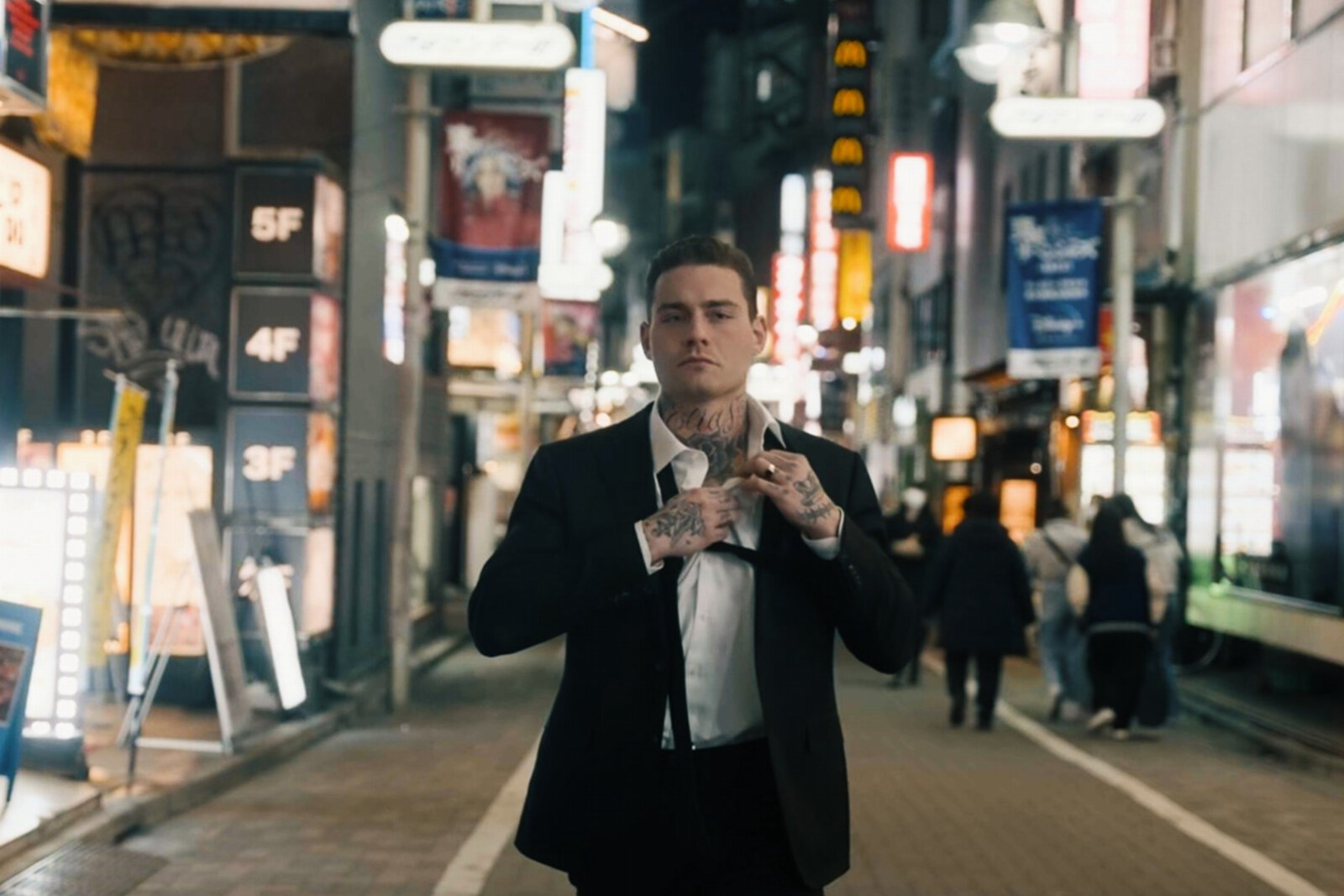 Douwe Bob releases new album "Where Did All The Cool Kids Go?"