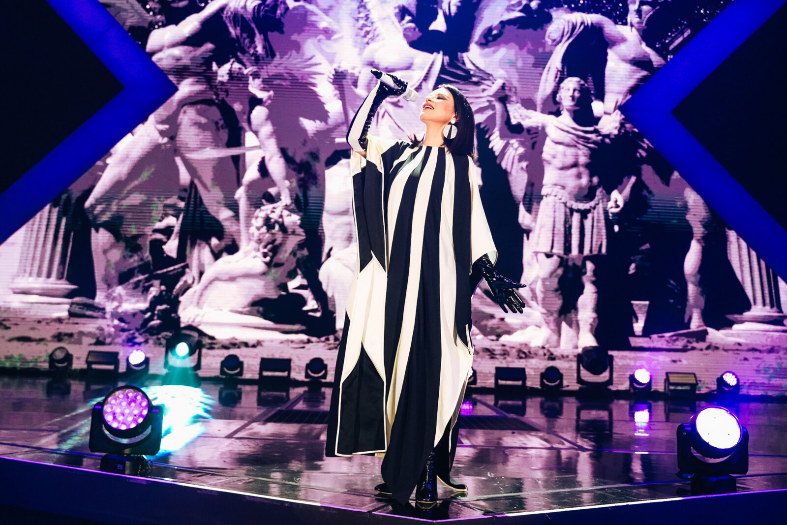 Laura Pausini schitterde afgelopen zaterdag in een uitverkocht Vorst Nationaal