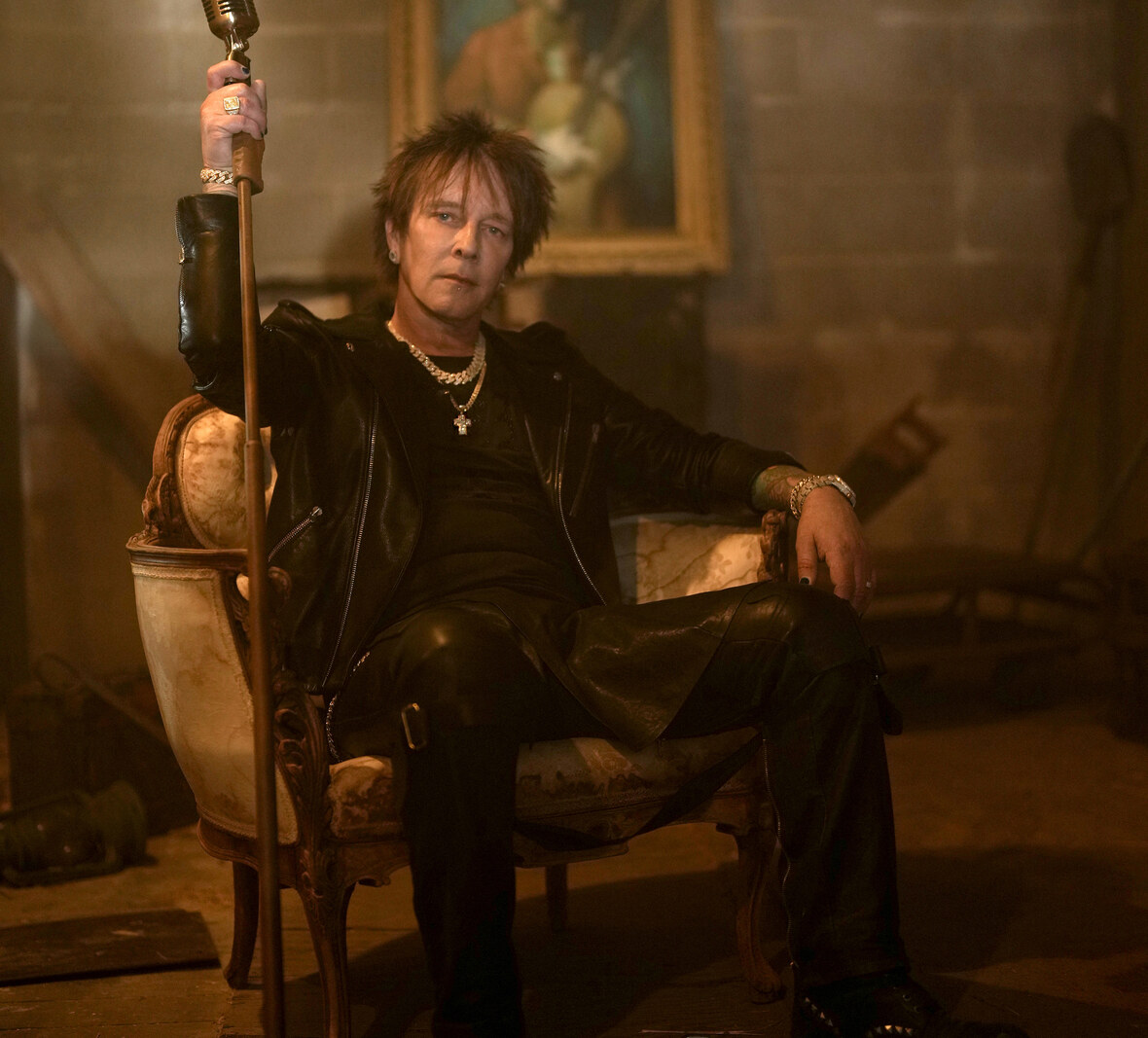 Billy Morrison Releases New Single "Drowning"; Solo Album ‘The Morrison Project