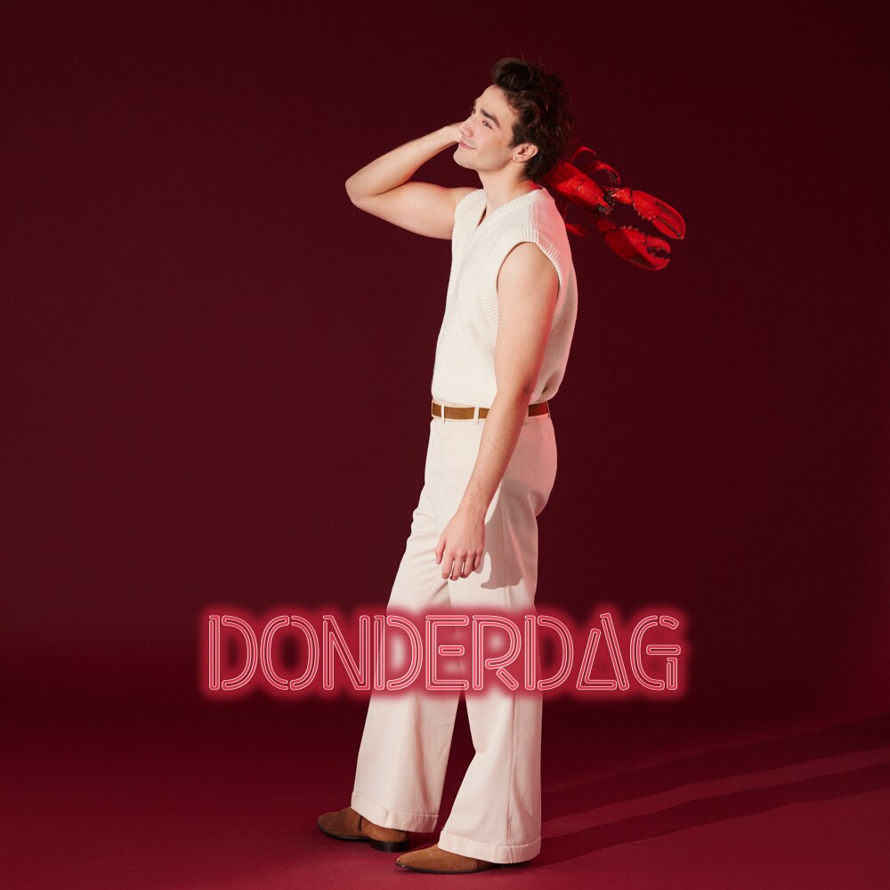 Aaron Blommaert zet de lente in met nieuwe single ‘Donderdag’