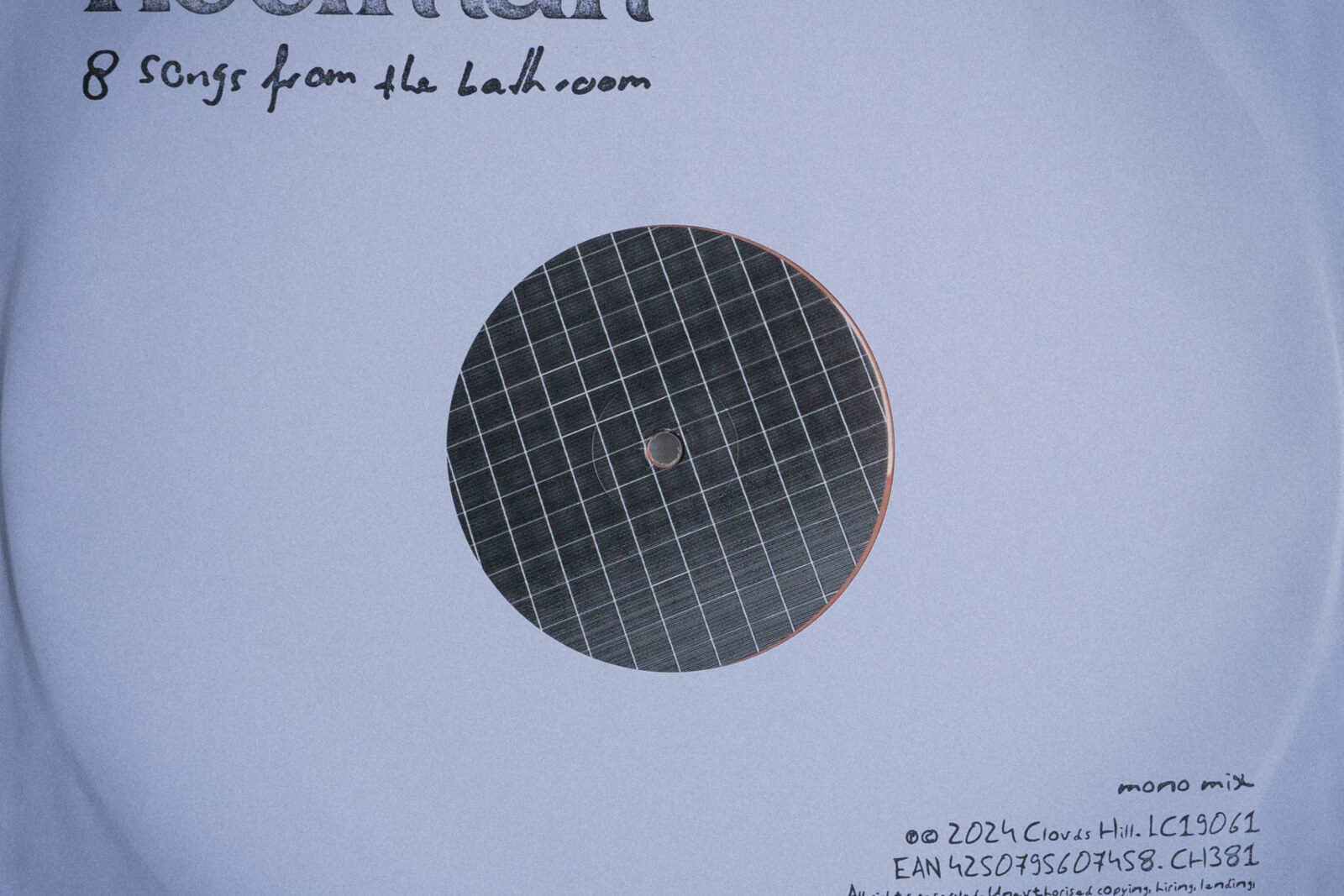 Roofman brengt nieuwe LP '8 songs from the bathroom' uit