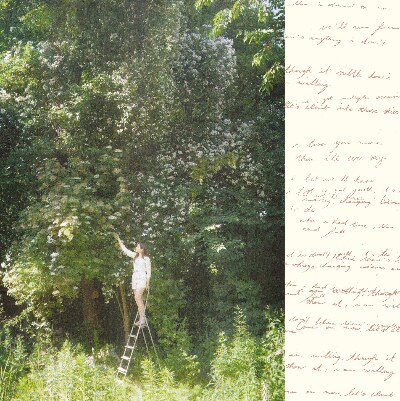 Sing-songwriter Ivy Falls debuteert met album Sense & Nonsense