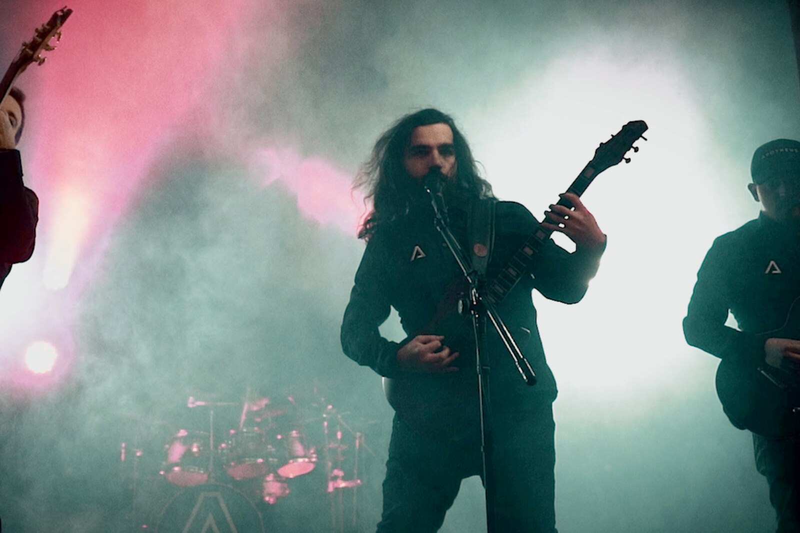 APOTHEUS releases new video for "Re:union"