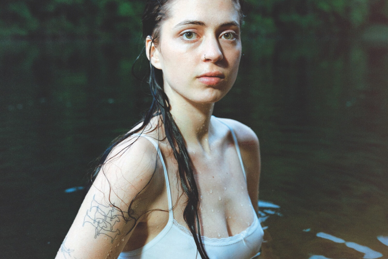 Lizzy McAlpine releases new album "Older"