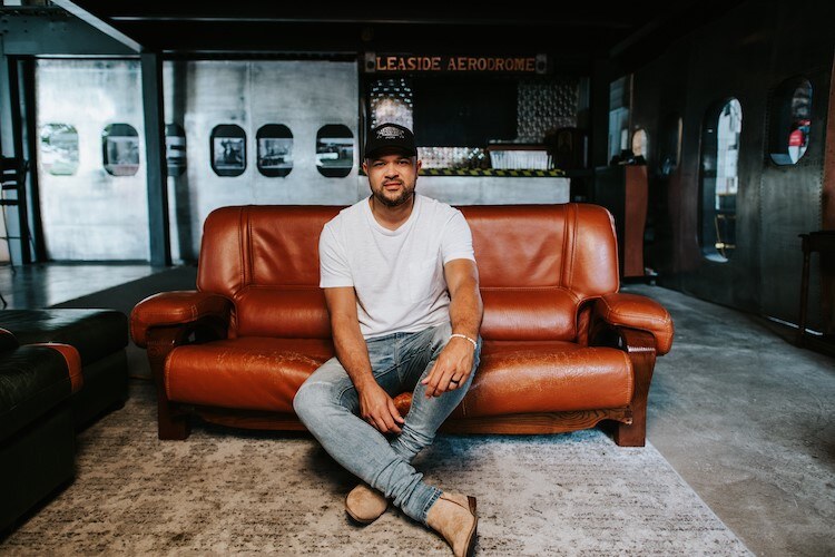 ​​Canadian Artist Tebey Releases Country Version of The Weeknd’s ‘Blinding Lights’ Following Explosive Fan Demand