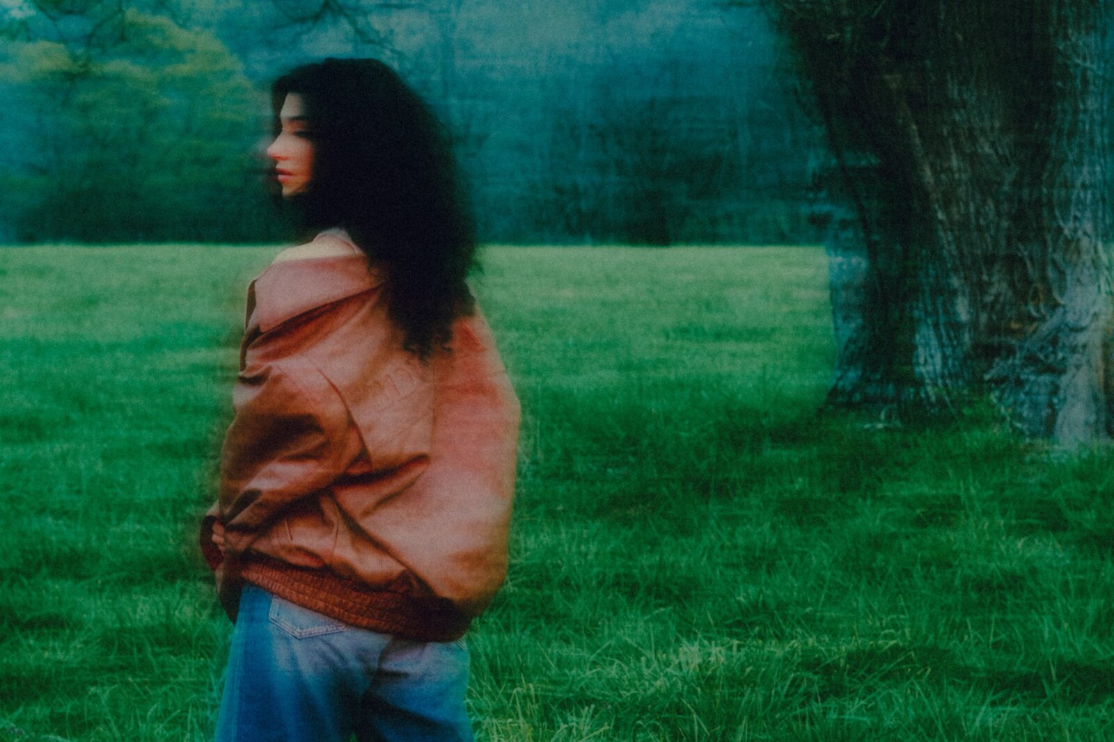 Caroline Romano Reveals New Single, "Doesn't Matter" | On Tour Now