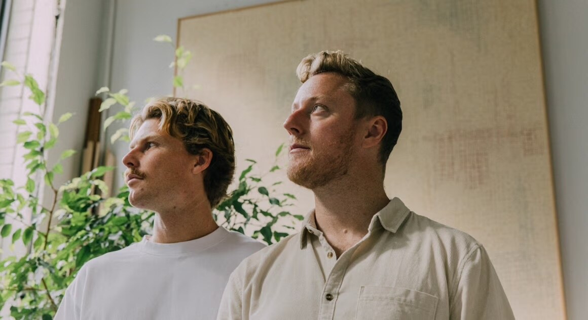 Hollow Coves speelt op maandag 9 september 2024 in Trix