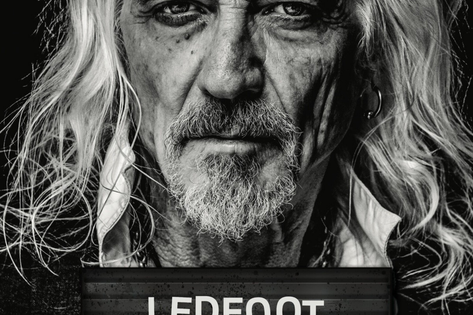Ledfoot  - 'Outsiders' : award winning artist covered by Bruce Springsteen releases his first album with a full band
