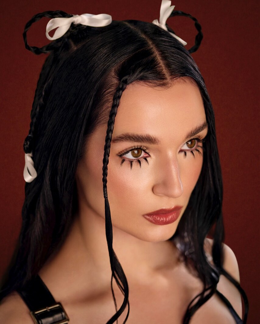 Poppy Releases Single "New Way Out"