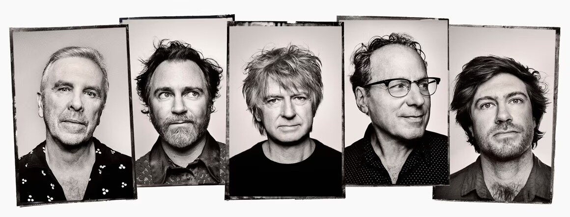 Crowded House speelt op zaterdag 19 oktober 2024 in het Koninklijk Circus