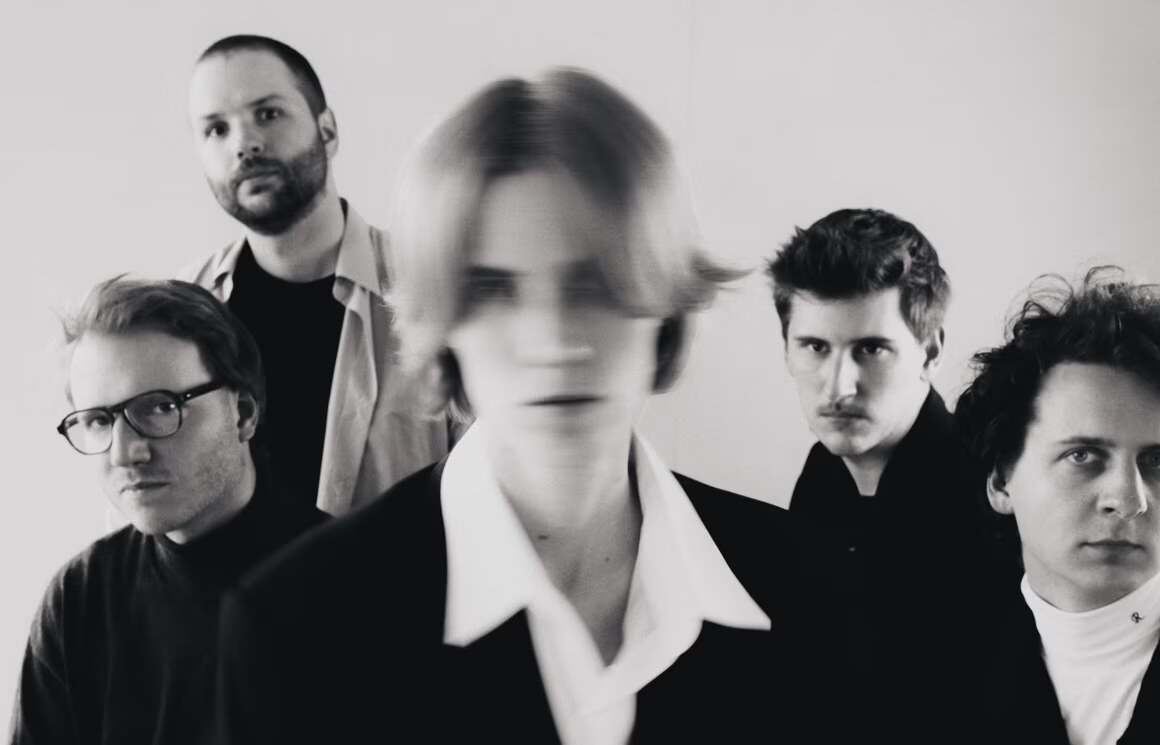 Whispering Sons speelt op donderdag 20 februari 2025 in De Vooruit