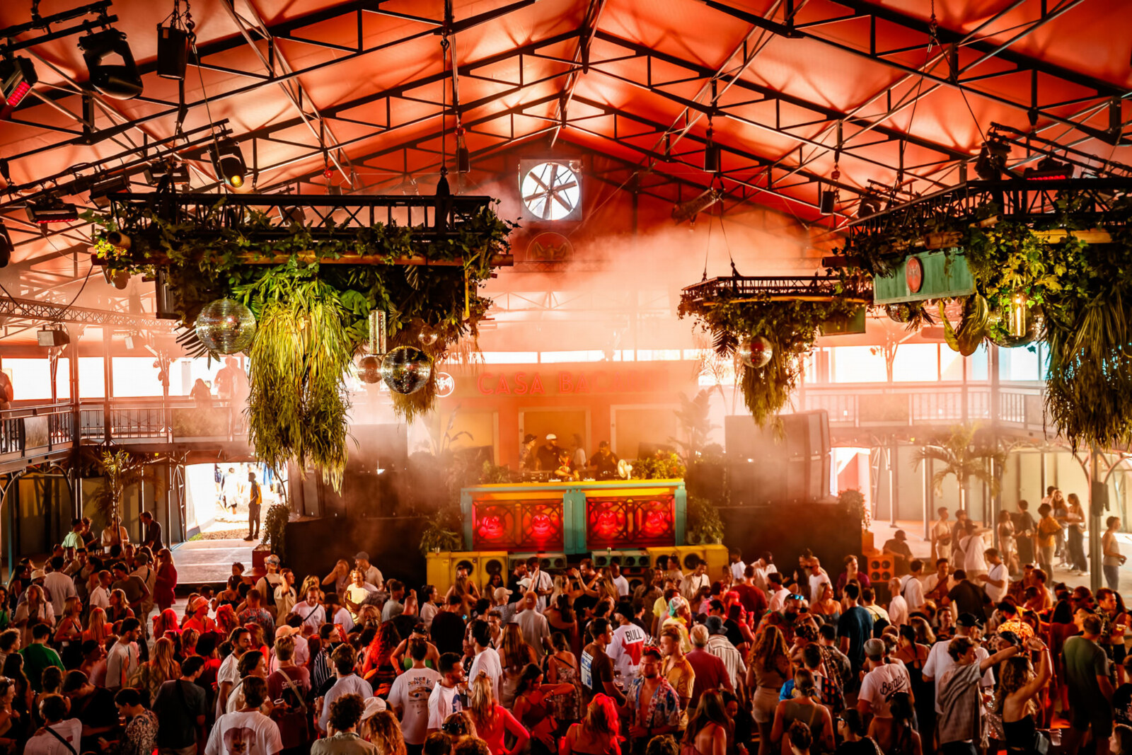 Lowlands: Het programma voor de Hacienda