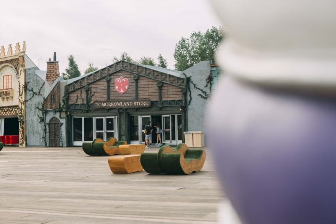 Carrefour België nog sterker aanwezig op Tomorrowland met pop-upstore en bakkerij