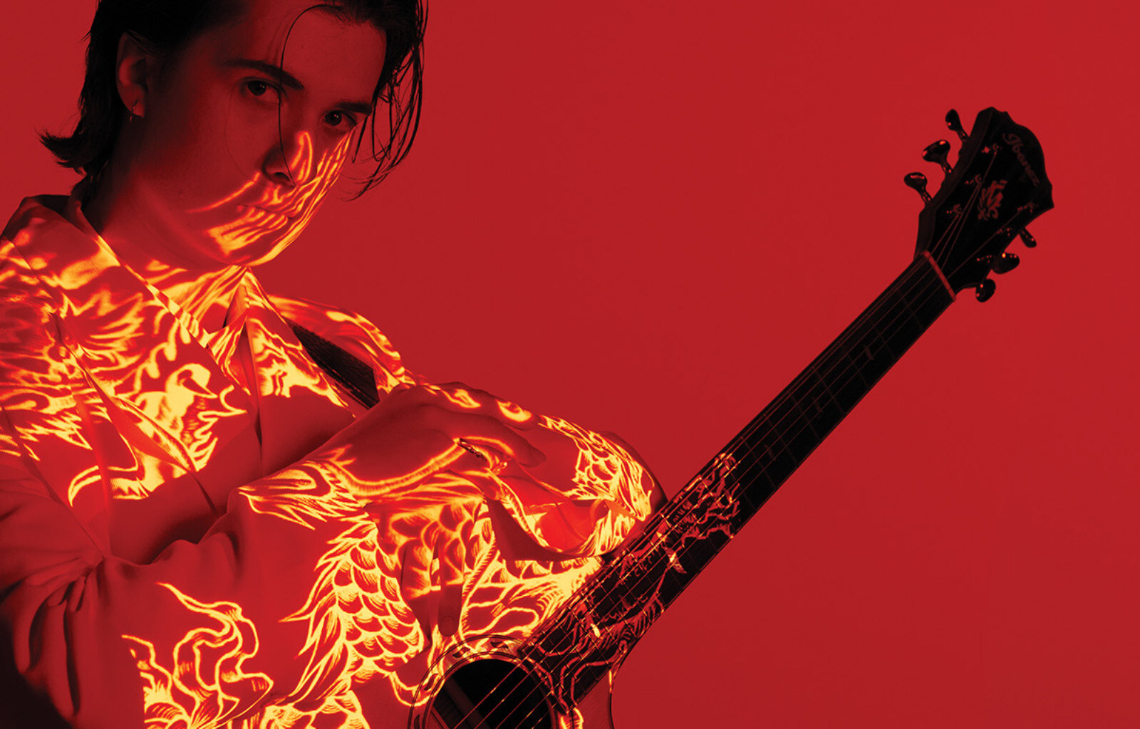 De Poolse fingerstyle gitarist Marcin Patrzałek komt op 29 maart 2025 naar La Madeleine