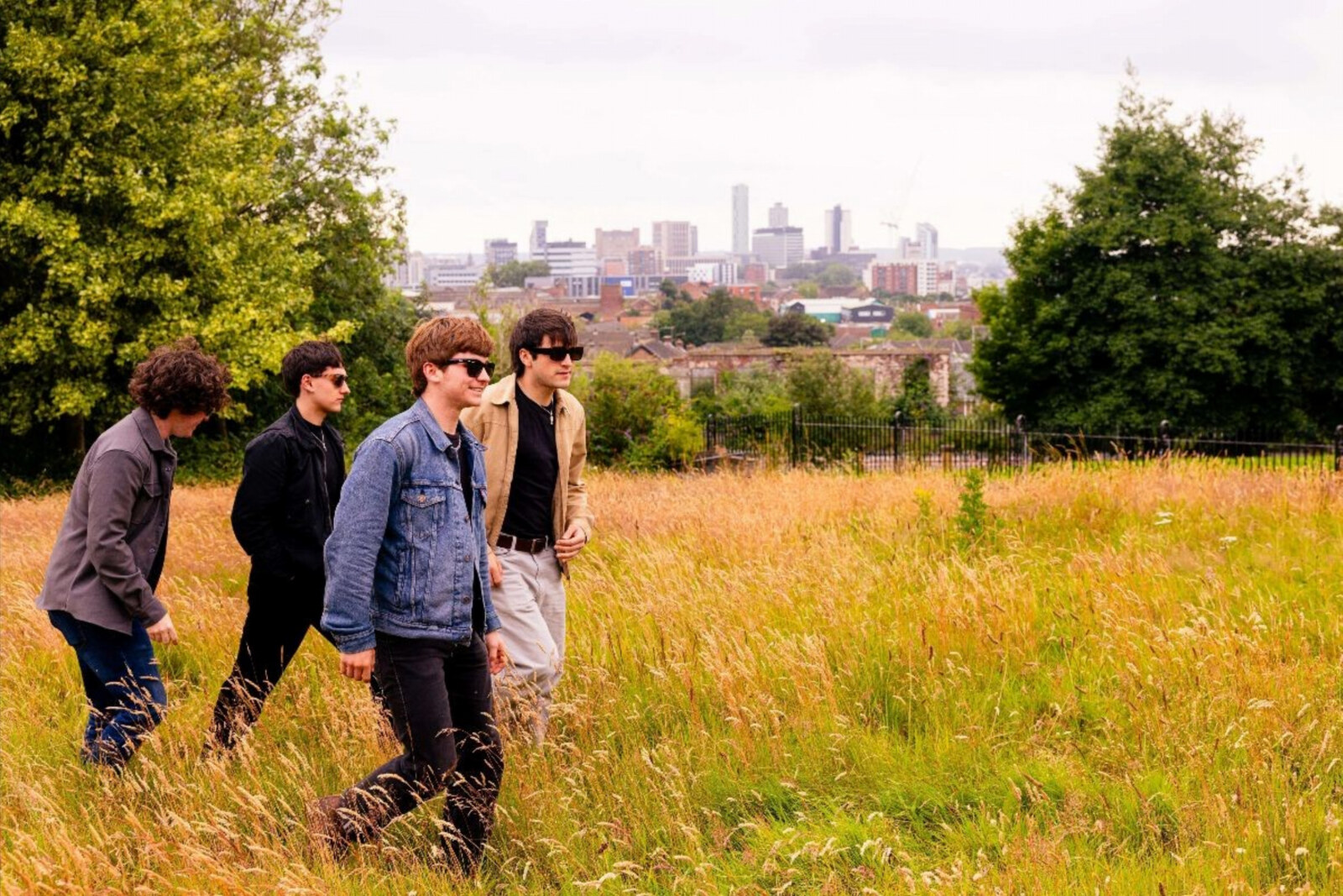 Keyside's inner-city jangle pop sparkles on 'Runaway'