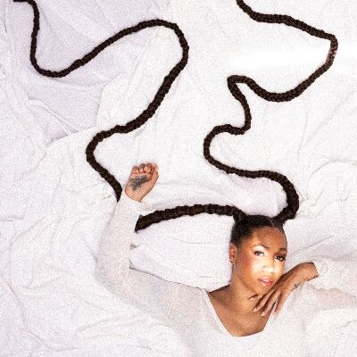 Jazmyn Launches releases 'Chapter One' EP