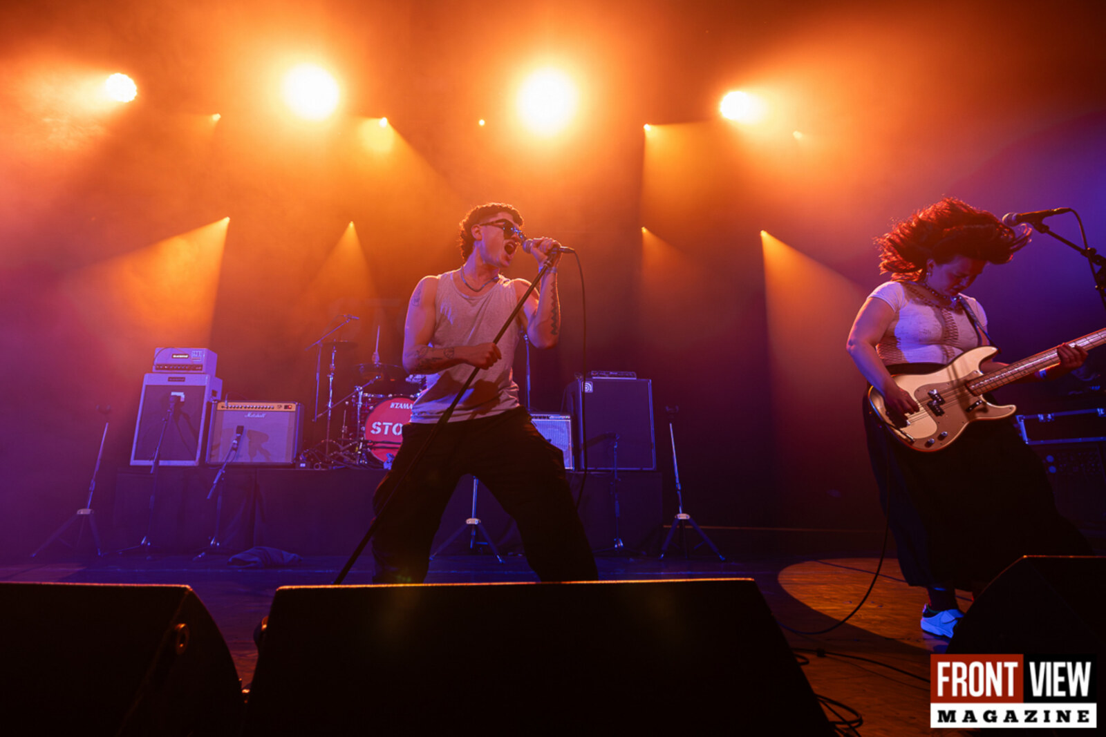 Stone creëert een oneindige moshpit