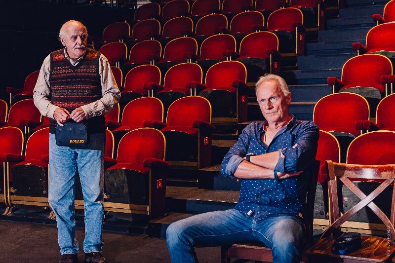 Open repetitie geeft eerste inkijk in tragikomedie De Cochonnet van Frank Van Laecke