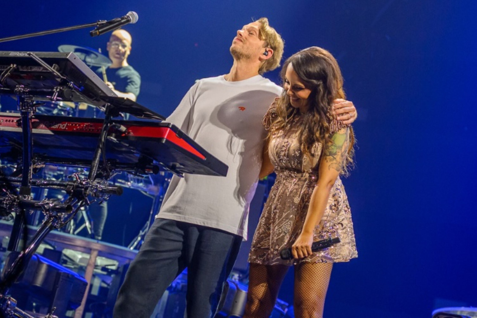 Regi knalde samen met Milk Inc. het dak van het Sportpaleis er af