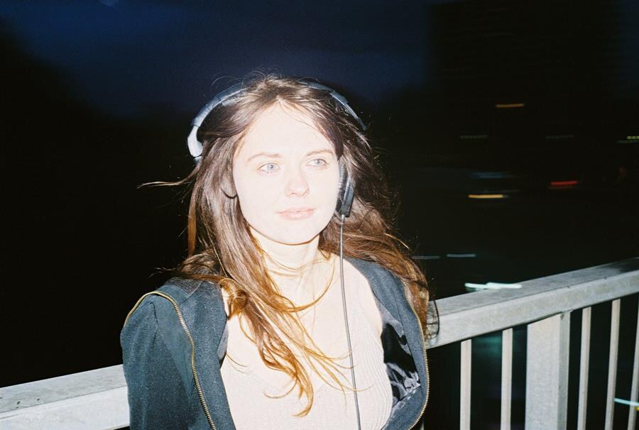 Bobbi Lu lanceert Arrow, Four | een intrigerende electronic art pop trip
