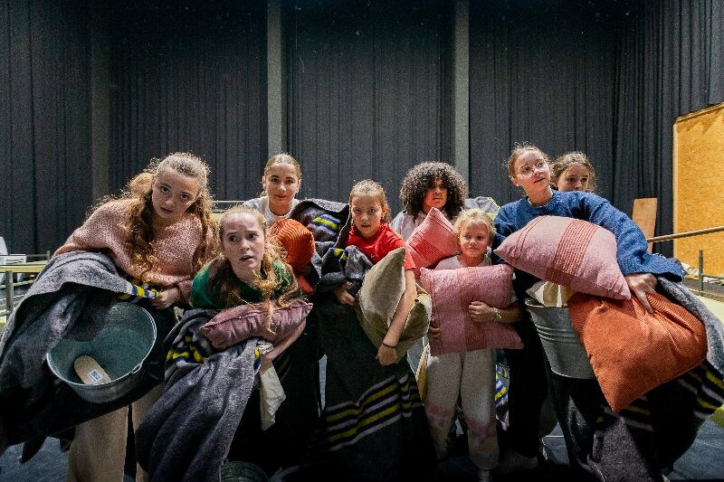 Jonge talenten schitteren tijdens toonmoment kindercast van 'Annie, de Musical'