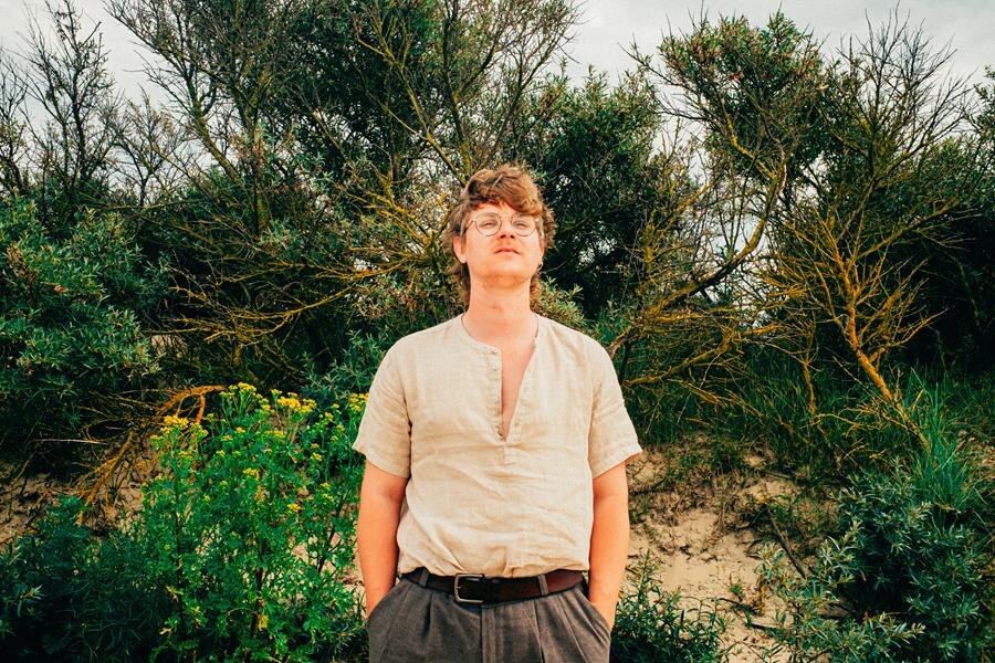 Isaac Roux lanceert debuutalbum ‘Troubled Waters’