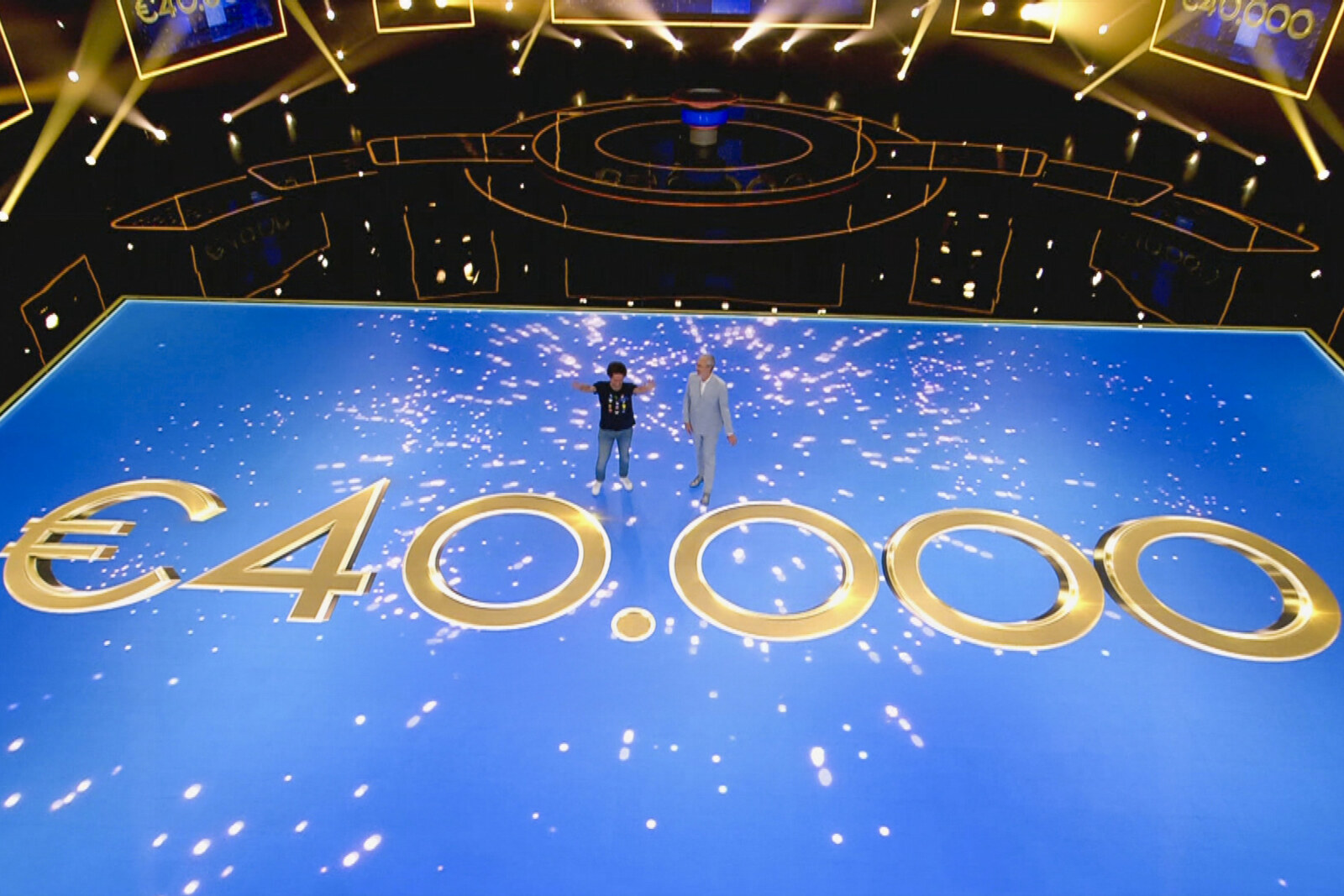 Jelle uit Sint-Niklaas wint The Floor en gaat naar huis met 40.000 euro