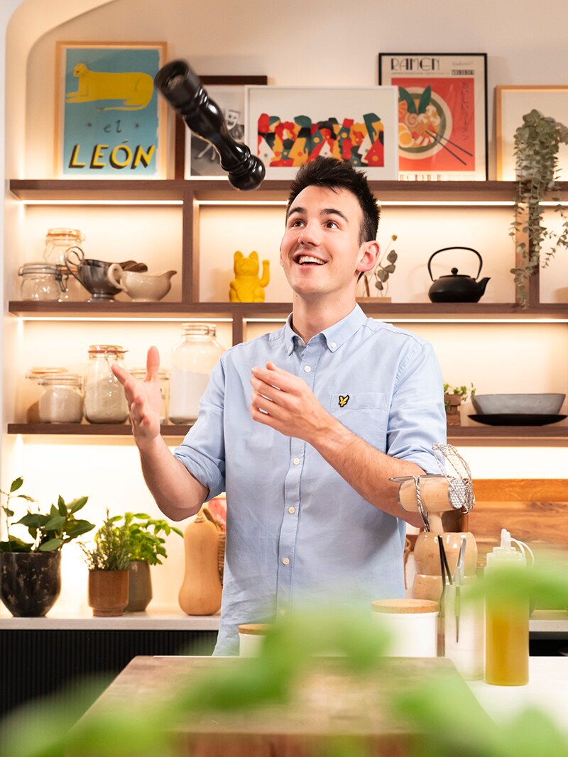 Loïc Van Impe maakt debuut op njam! in nieuw seizoen ‘Loïc Zot van Koken’