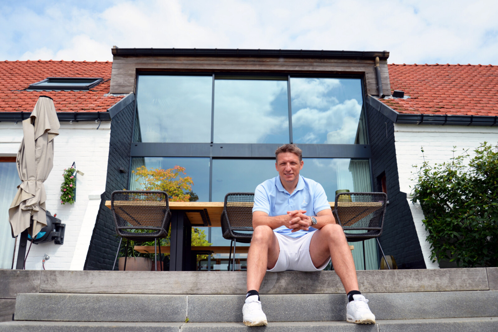 Het huis met Wesley Sonck: “Er vlogen soms stoelen door de ramen, maar dat was mijn thuis”