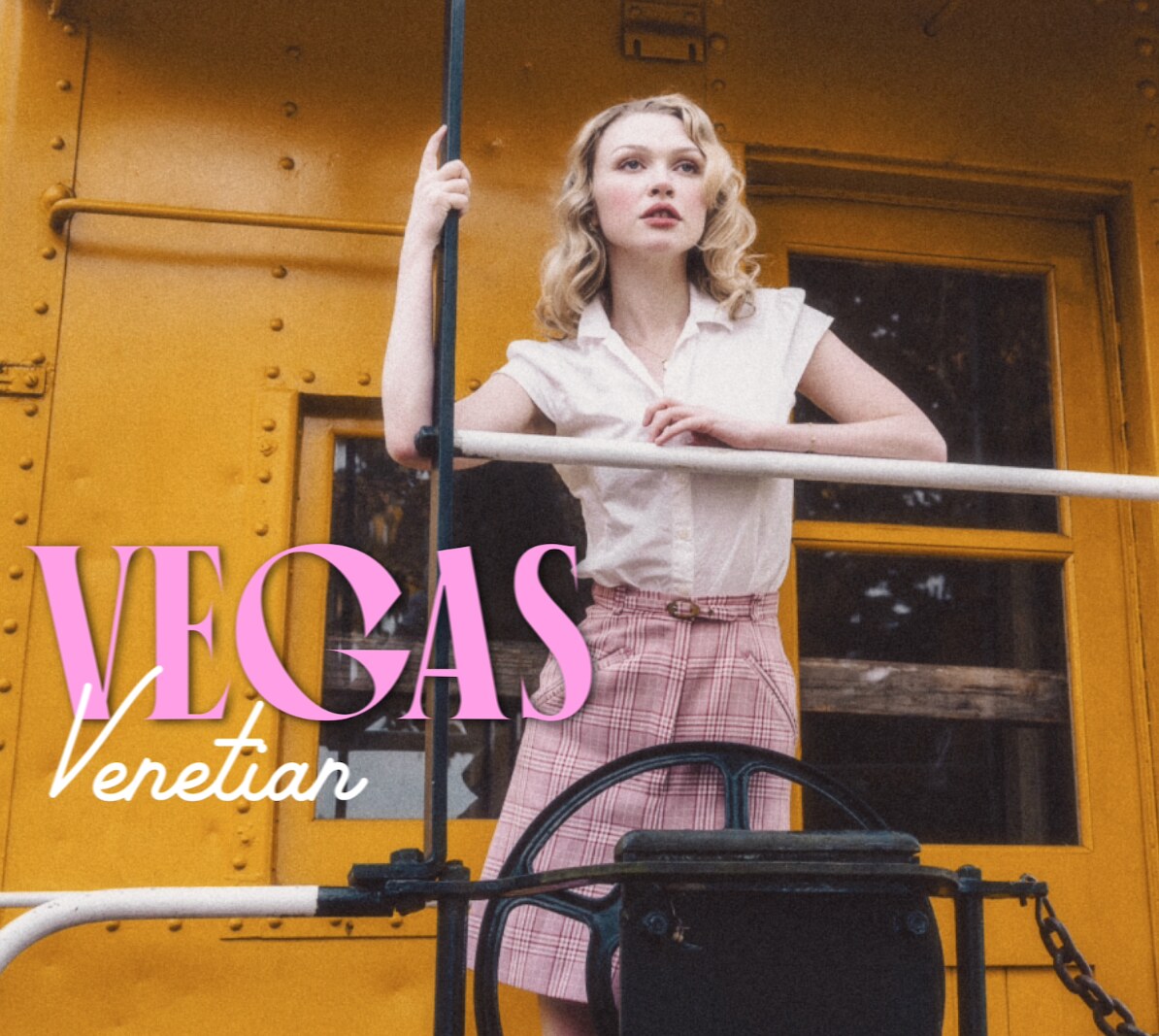 Mollie Elizabeth releases her long-awaited debut single, the cinematic fever dream “Vegas Venetian” 