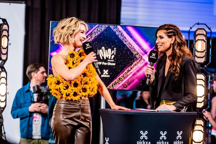 Exclusieve Gouden en Rode Loper Show en uitreiking Gouden K’s en MIA’s, live op Pickx Showcase en Pickx+!