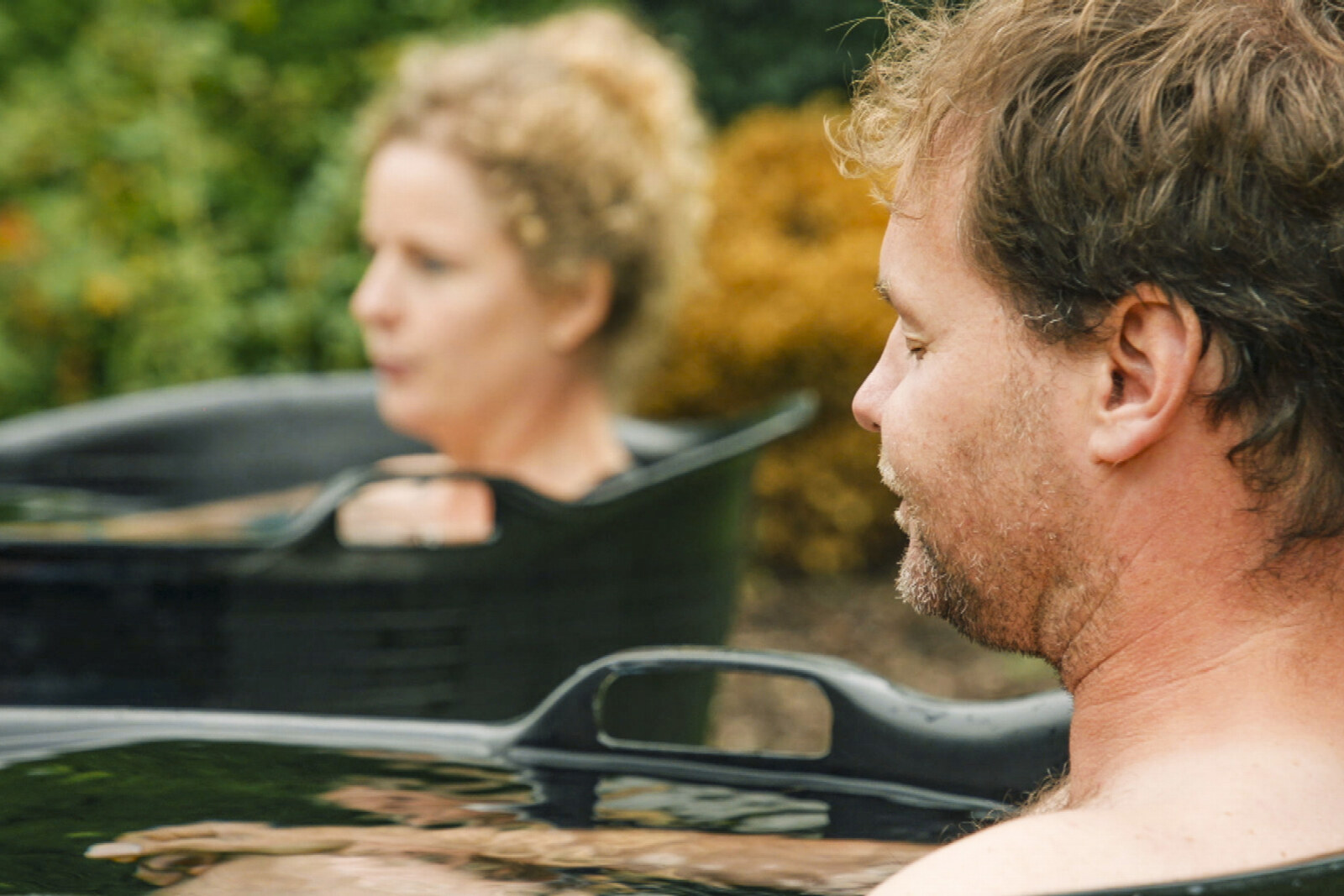 Ijsbaden en hete vuren in emotionele aflevering van Boer zkt Vrouw