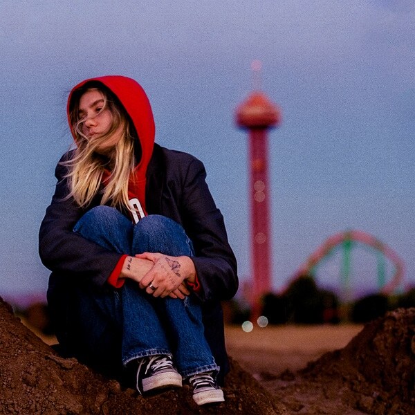 Carlie Hanson Transforms On New EP “too late to cry”  Out February 7 via Fearless Records