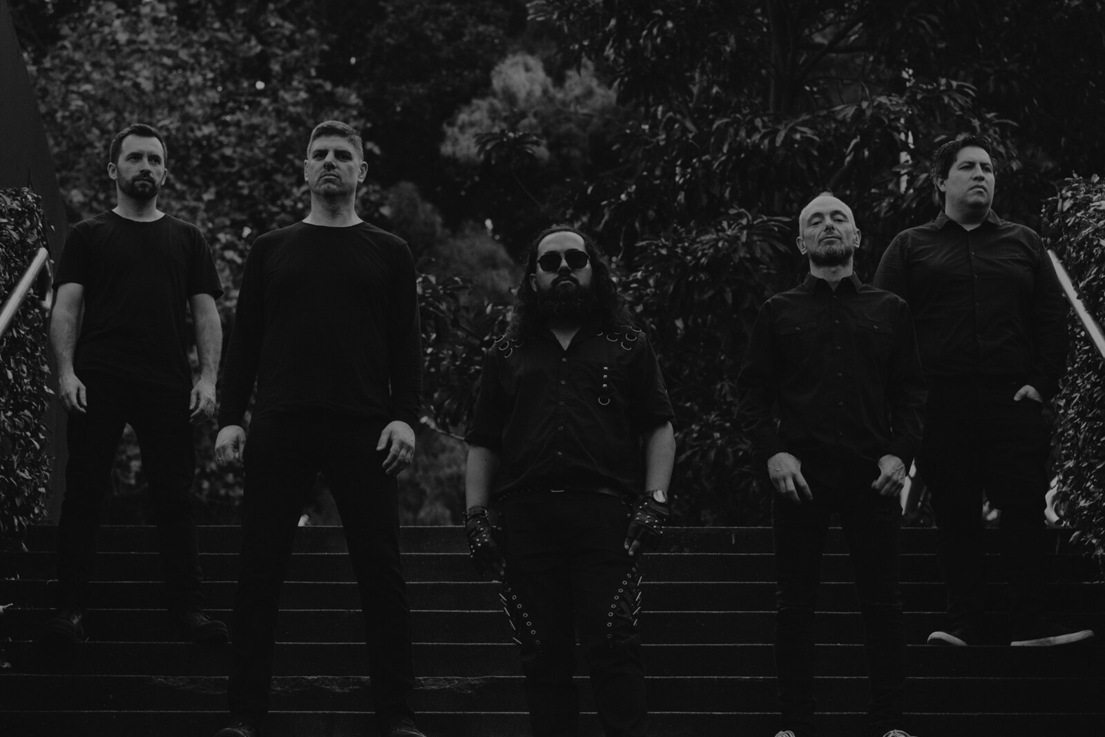 Visualis Released ‘Sons Of The Sun’ Single (feat. Jo Amore)