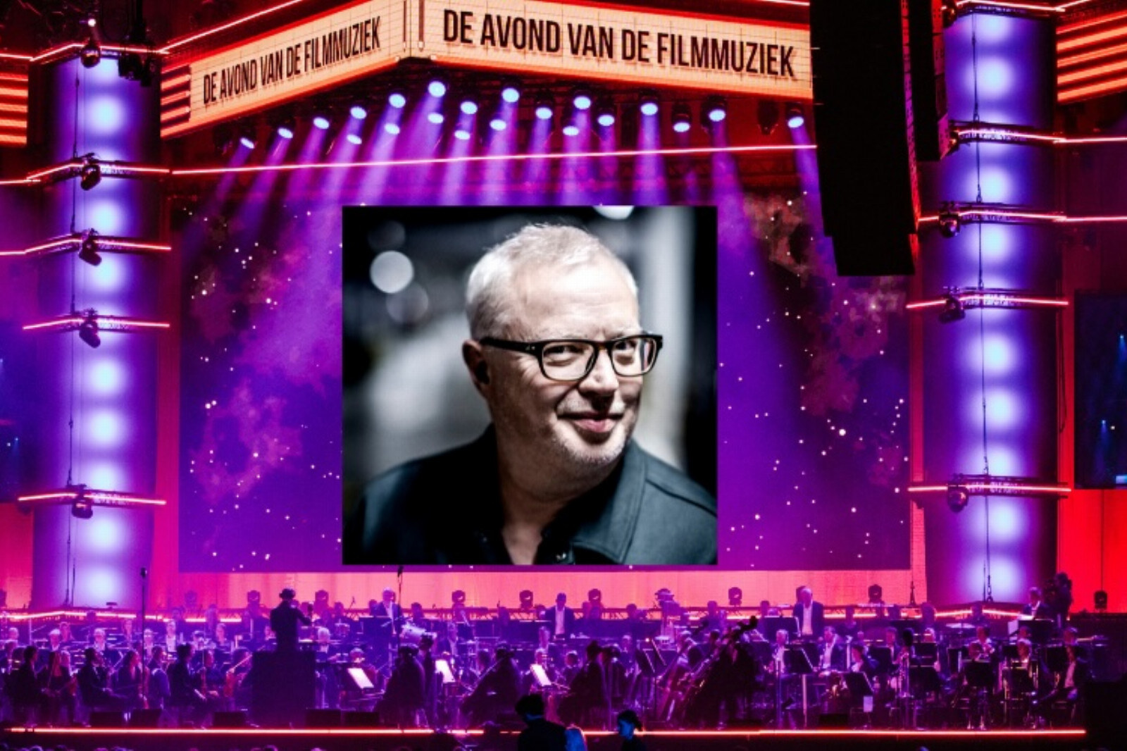Stijn Meuris brengt 'Ik hou van U' uit Manneken Pis tijdens De Avond van de Filmmuziek