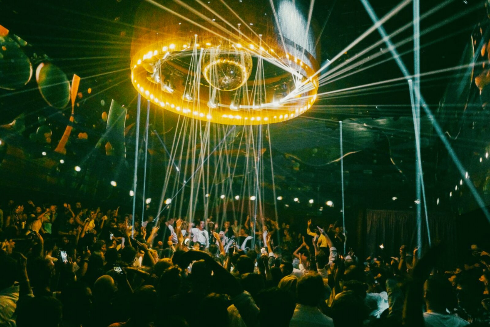 Ibiza 2025 - A new season of sun, style, and sound at Beachouse, Finca La Plaza, Mikasa, and Chinois