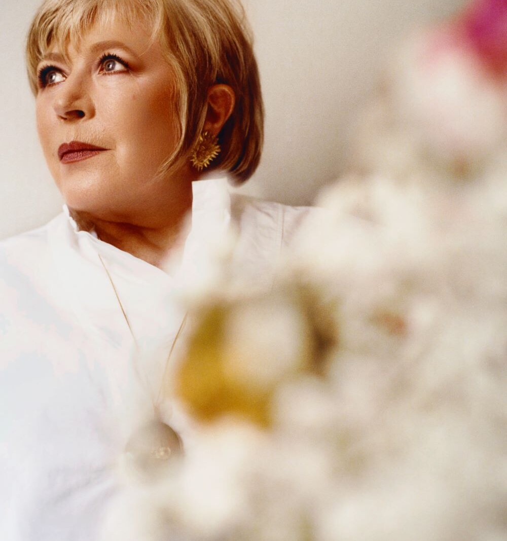 Burning Moonlight, the last ever EP of Marianne Faithfull coming in April, title track out now
